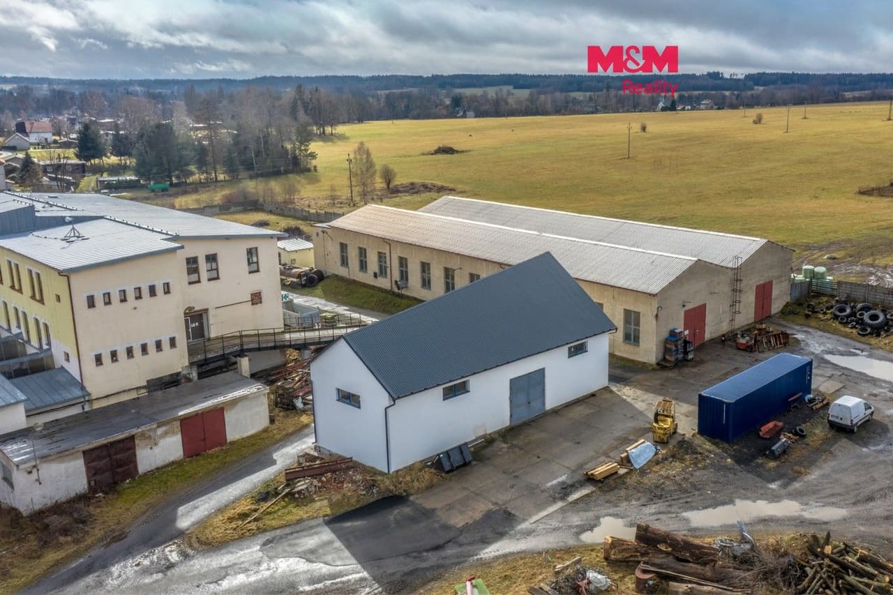 Prodej komerčního prostoru 195 m²