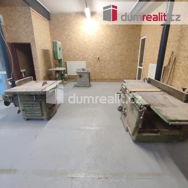 Pronájem komerčního prostoru 200 m²