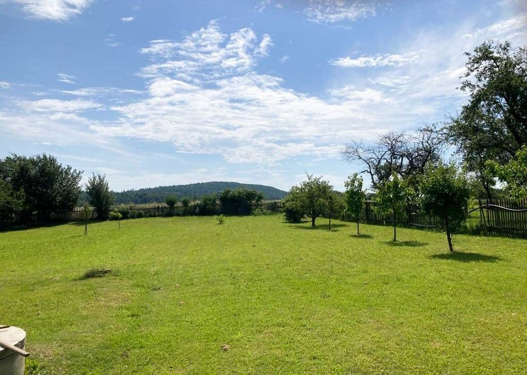 Prodej pozemku 1369 m²
