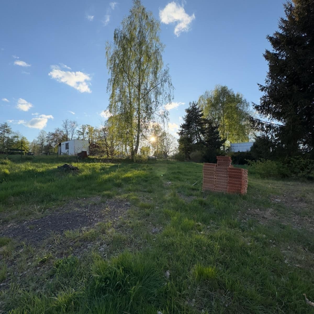 Prodej pozemku 671 m²