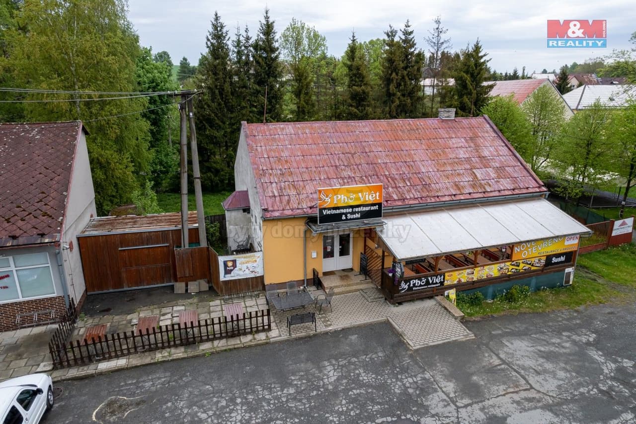 Prodej komerčního prostoru 166 m²