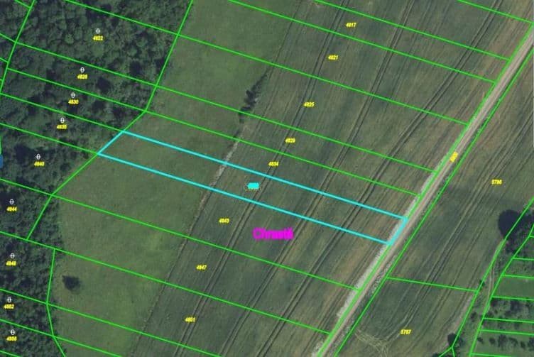 Prodej pozemku 1660 m²