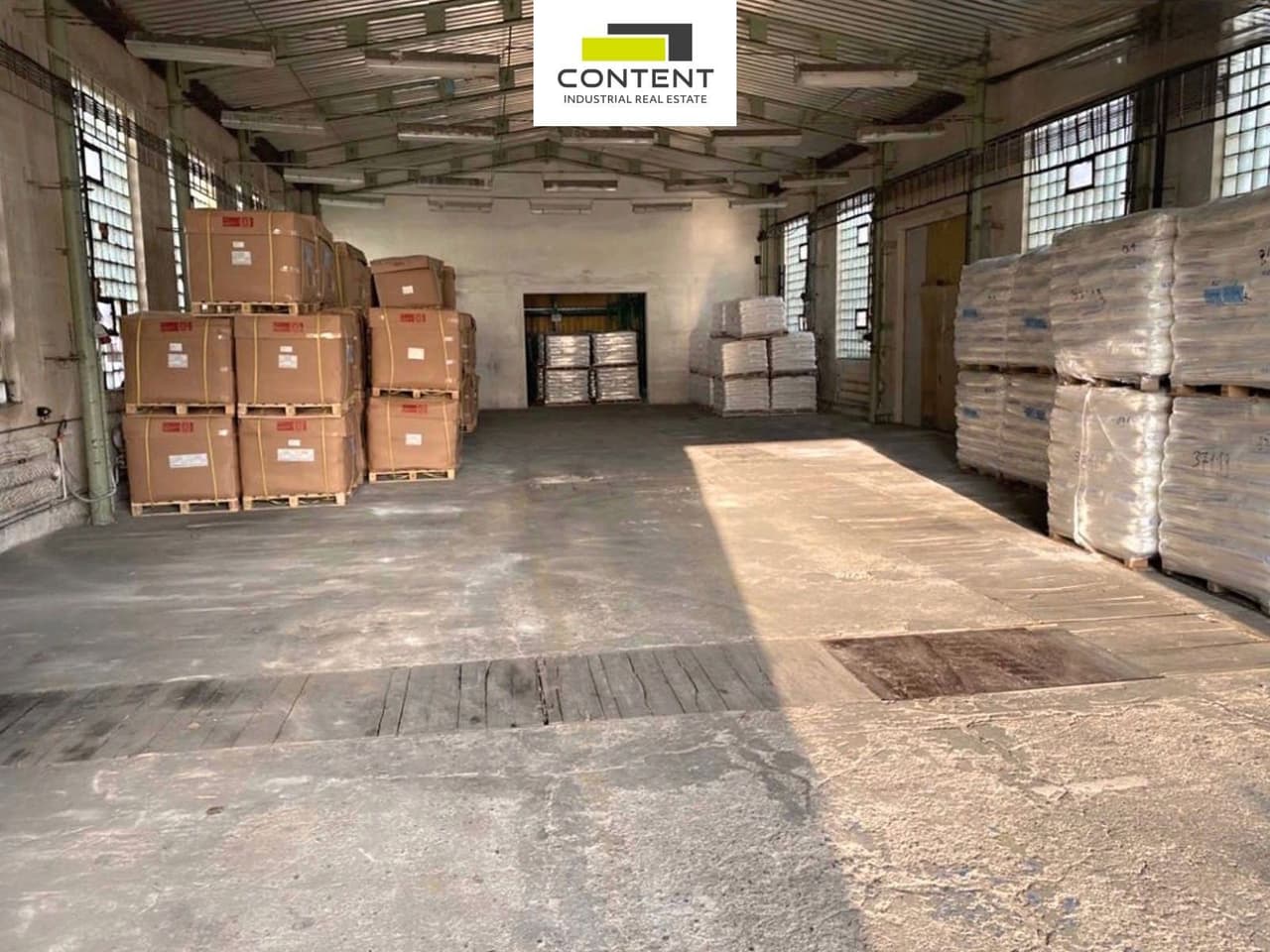 Pronájem komerčního prostoru 456 m²