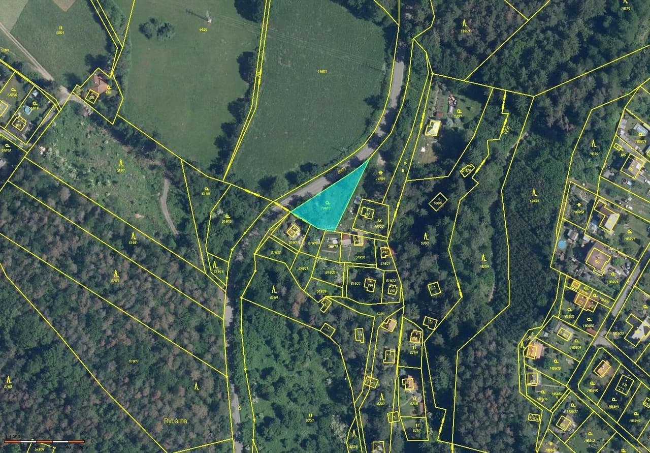 Prodej pozemku 811 m²