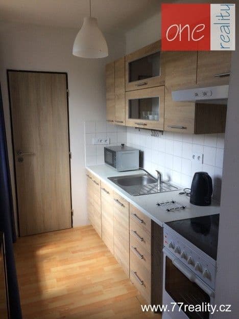 Pronájem bytu 1+kk 30 m²