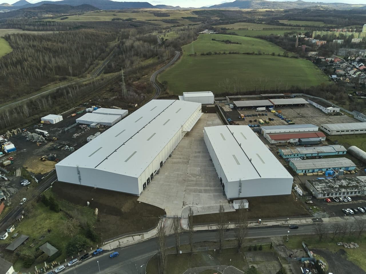 Pronájem komerčního prostoru 13211 m²