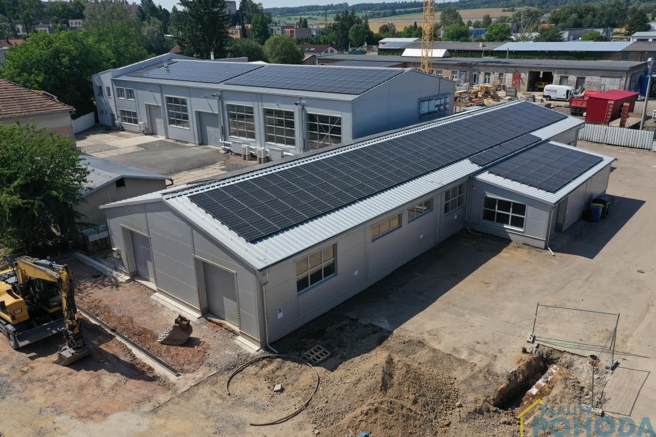 Pronájem komerčního prostoru 557 m²