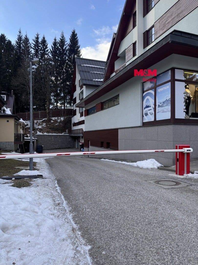 Prodej nemovitosti 12 m²
