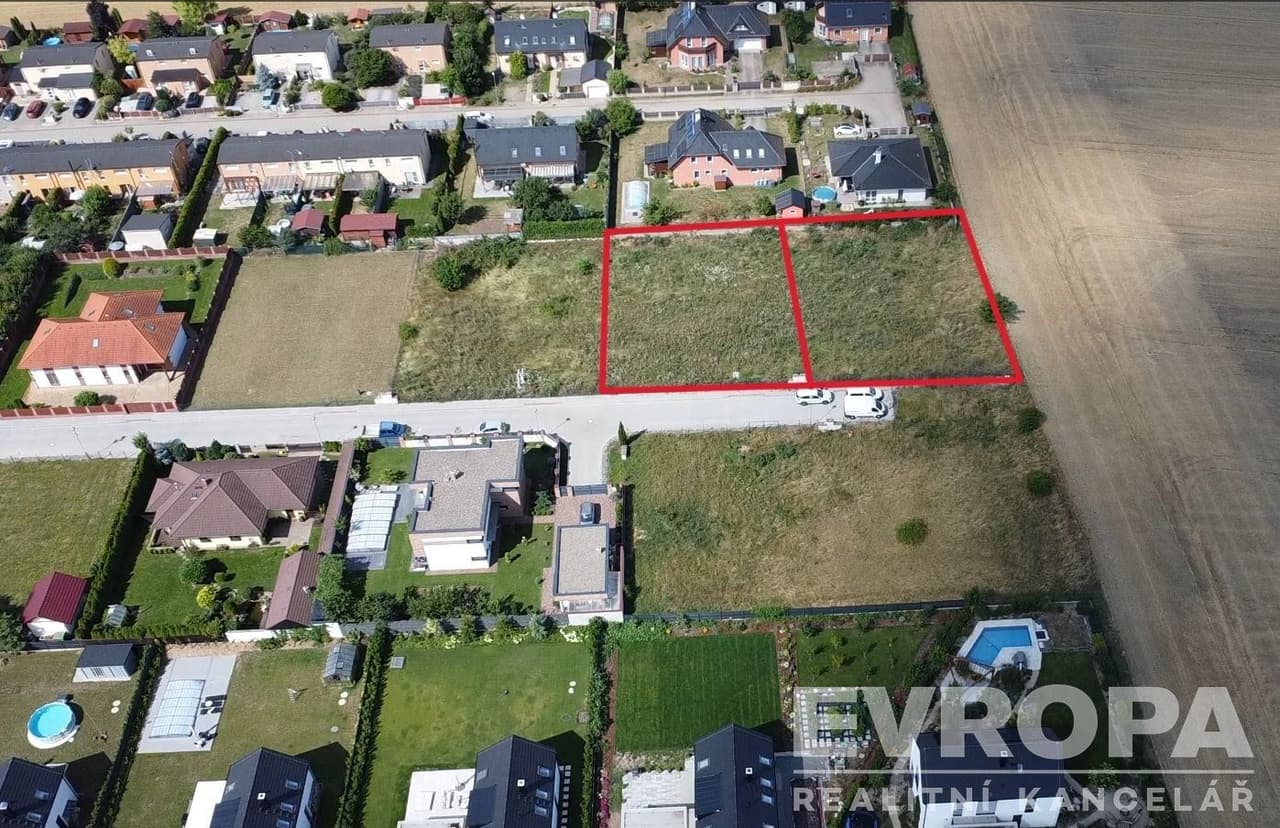 Prodej pozemku 902 m²