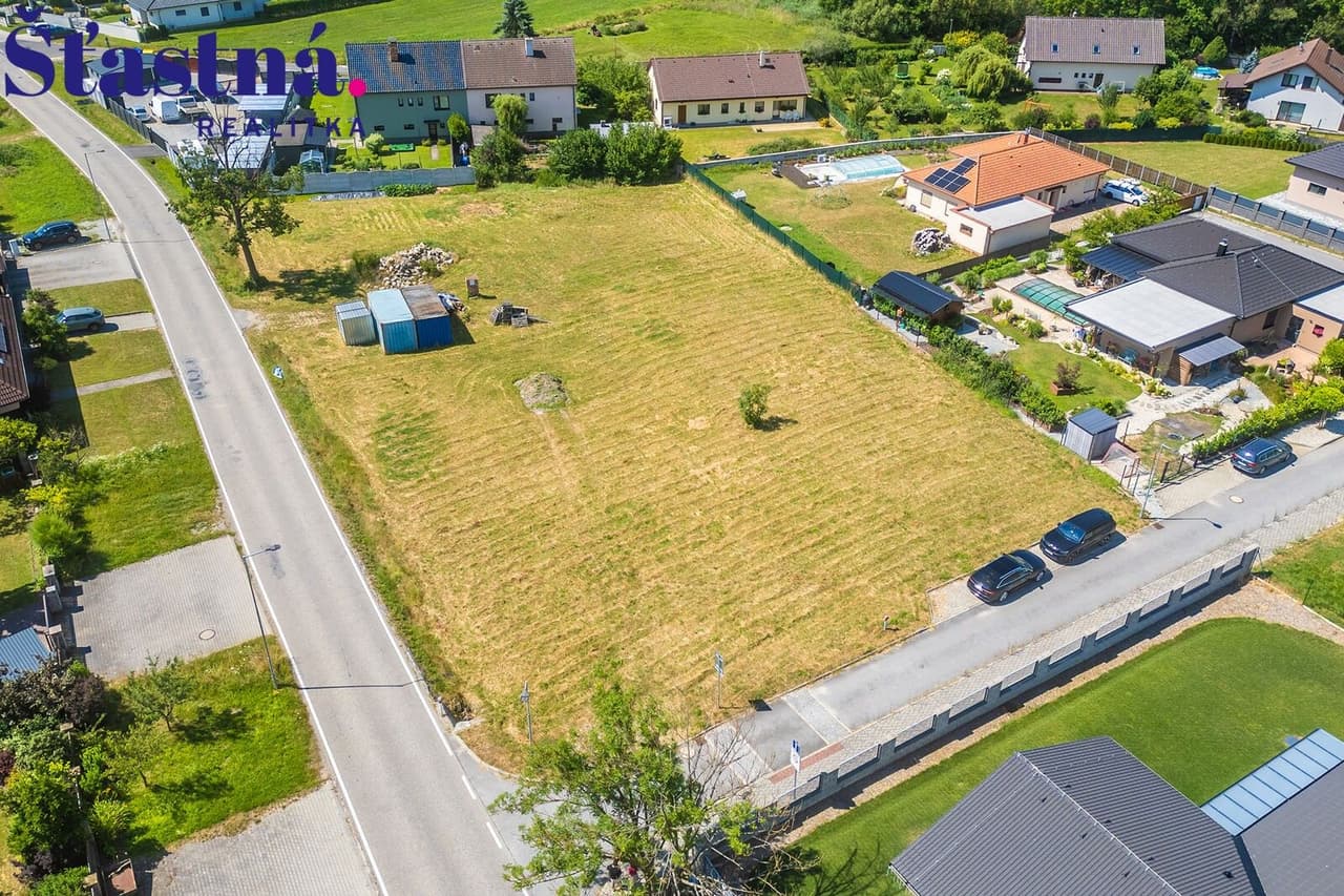 Prodej pozemku 1010 m²