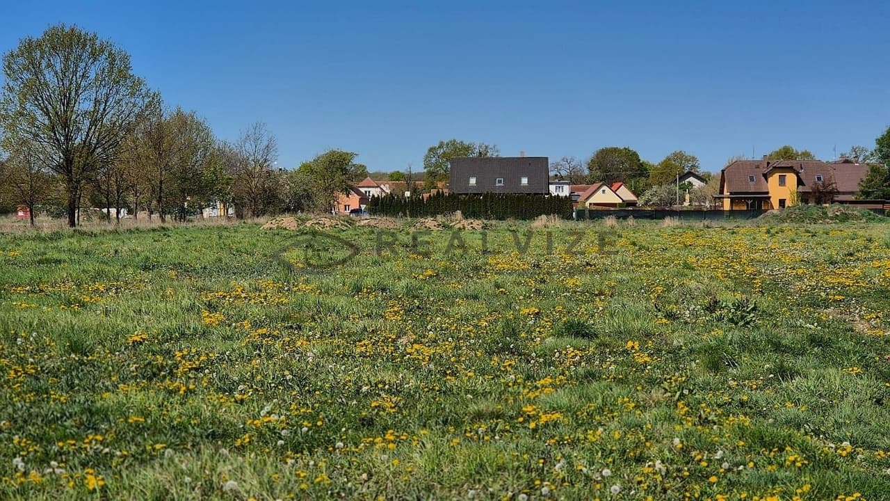 Prodej pozemku 900 m²