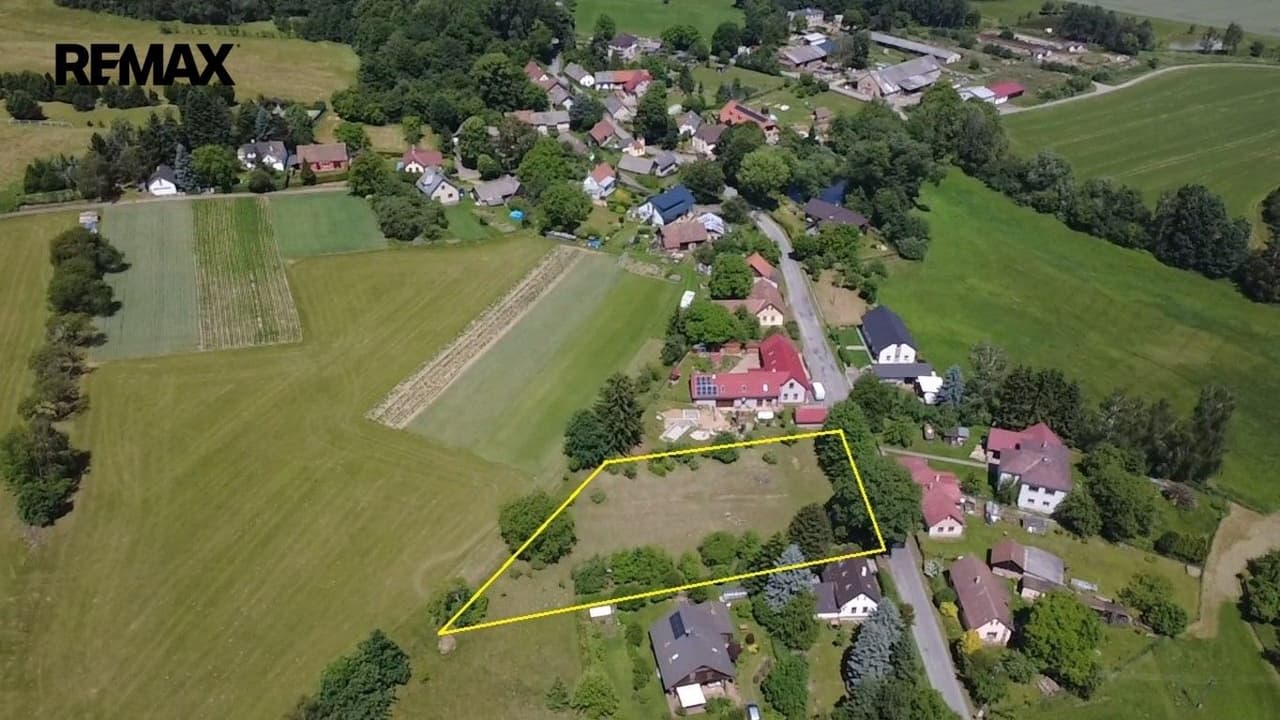 Prodej pozemku 2226 m²