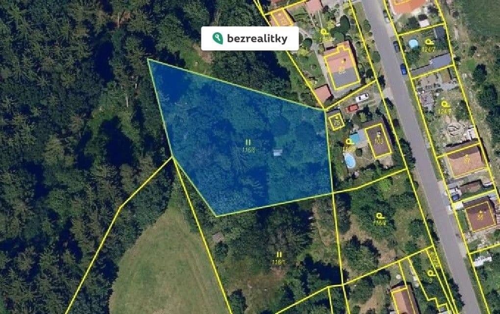 Prodej pozemku 2124 m²
