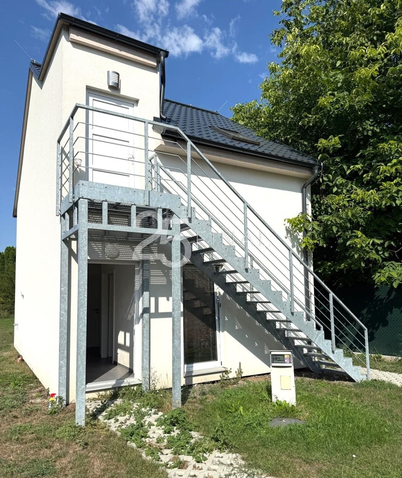 Pronájem bytu 2+kk 37 m²