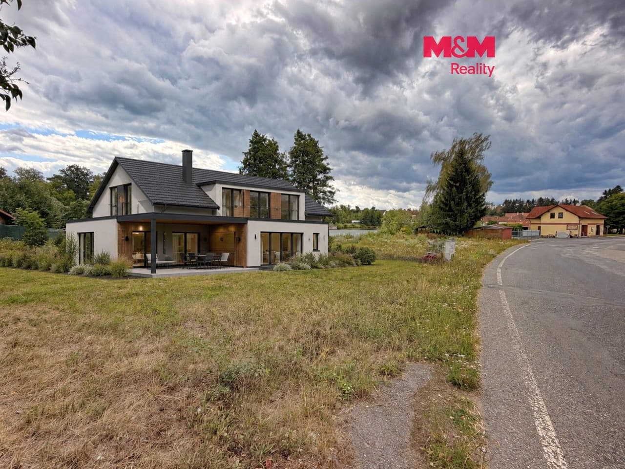 Prodej pozemku 903 m²