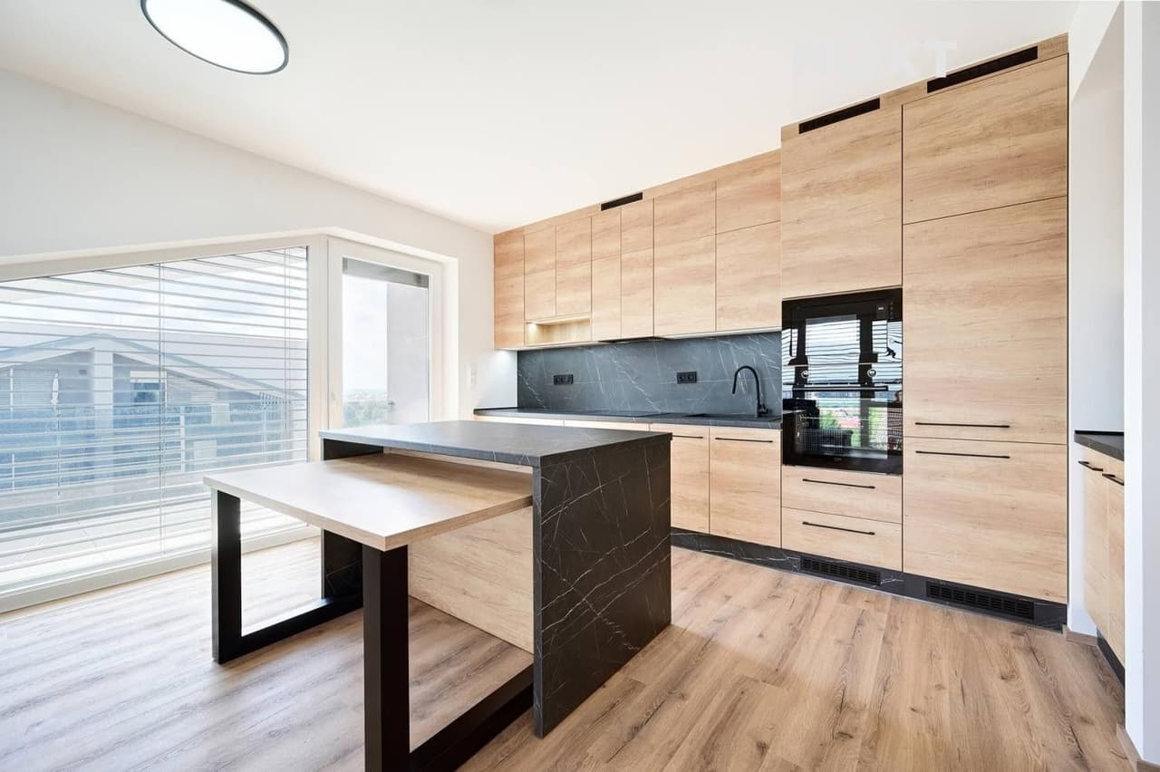 Pronájem bytu 2+kk 57 m²