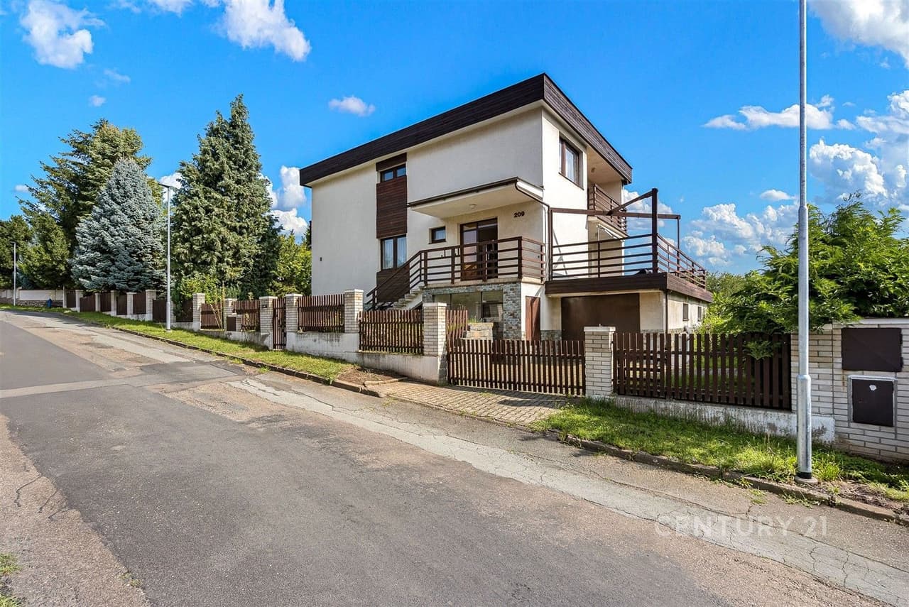 Prodej domu 321 m²