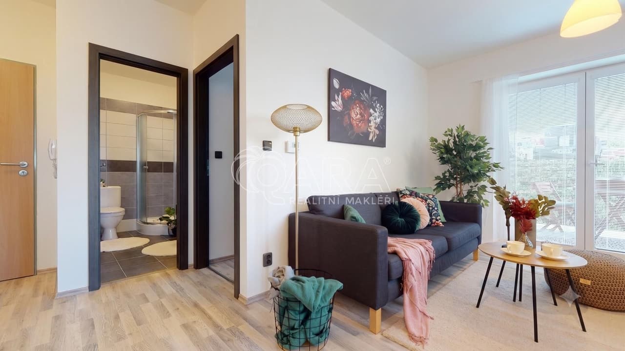 Pronájem bytu 2+kk 35 m²