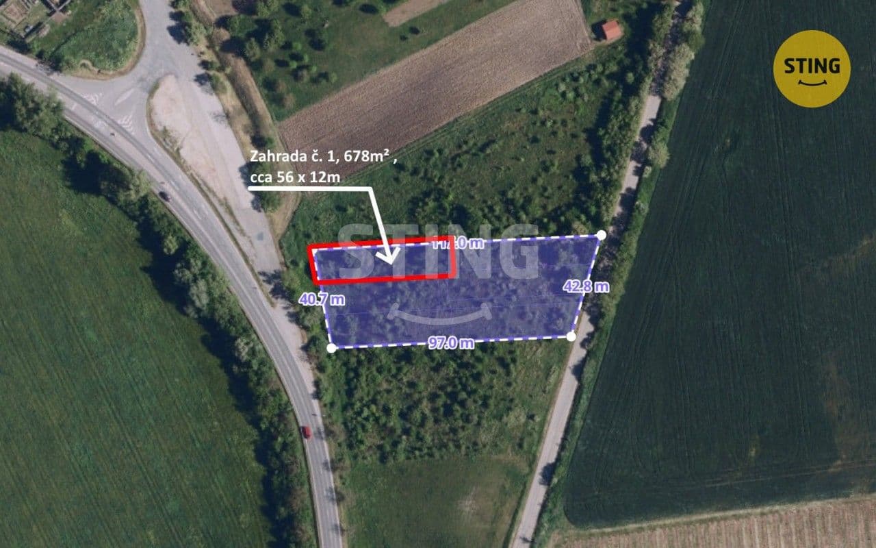 Prodej pozemku 678 m²