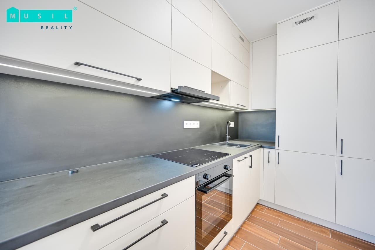 Pronájem bytu 2+kk 44 m²